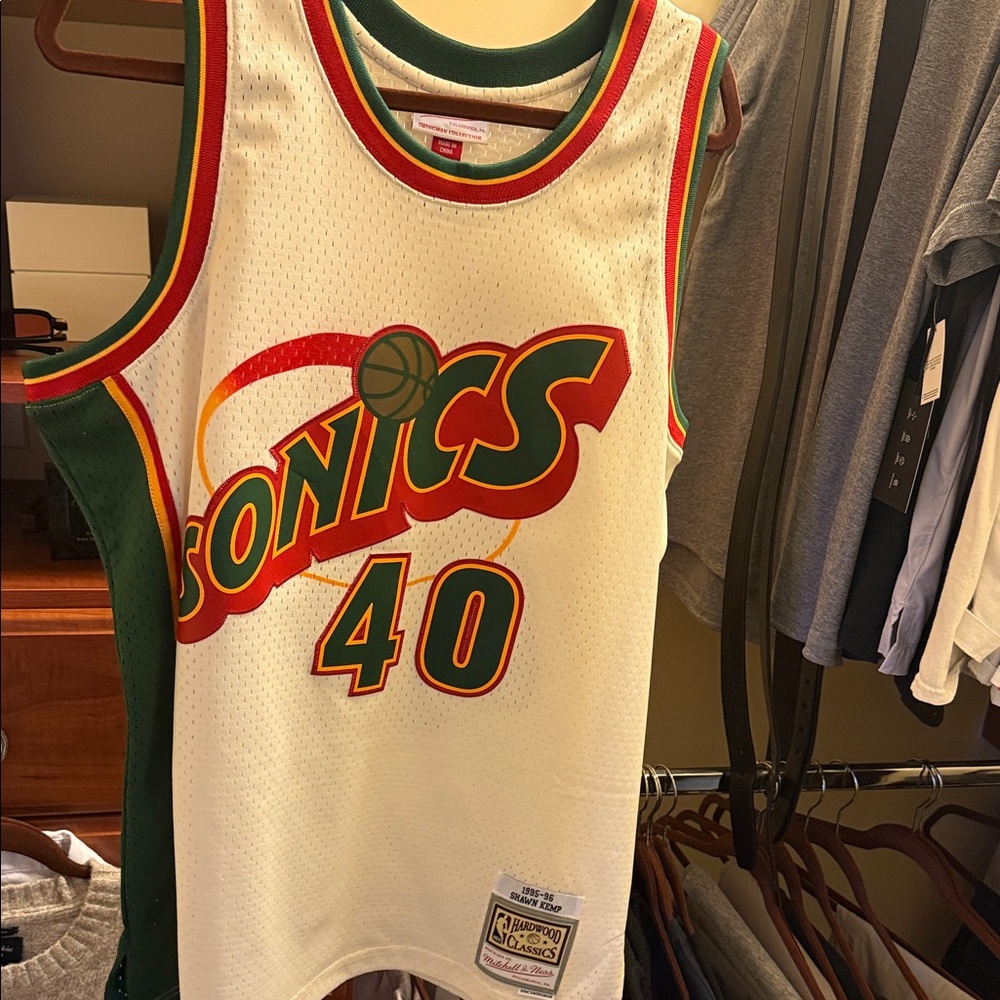Mitchell & Ness White and Green Sonics Jersey